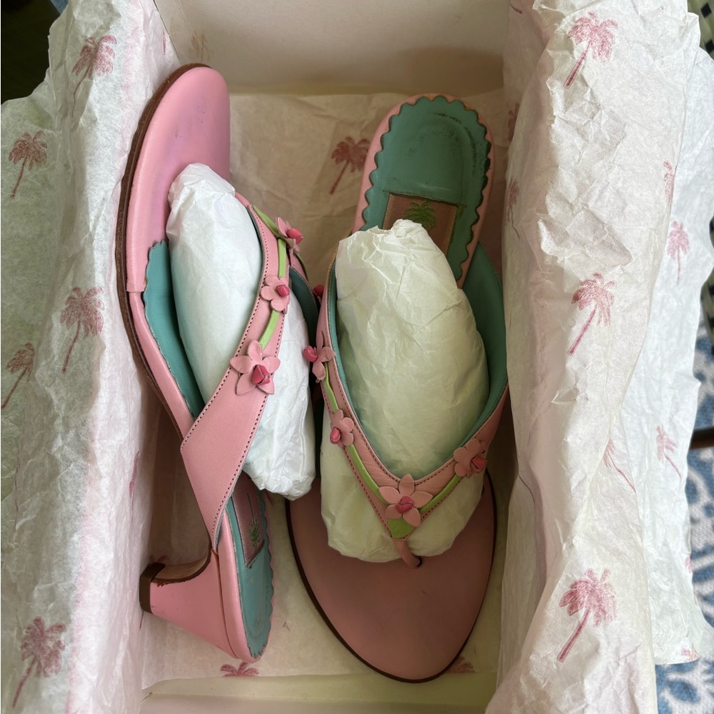 Lilly Pulitzer Vintage Pink and Teal Kidskin Leather kitten heal Sandals 8.5